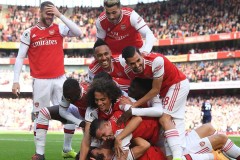 55岁教练球场风波：90分钟挑衅下，呼吁尊重的内心独白